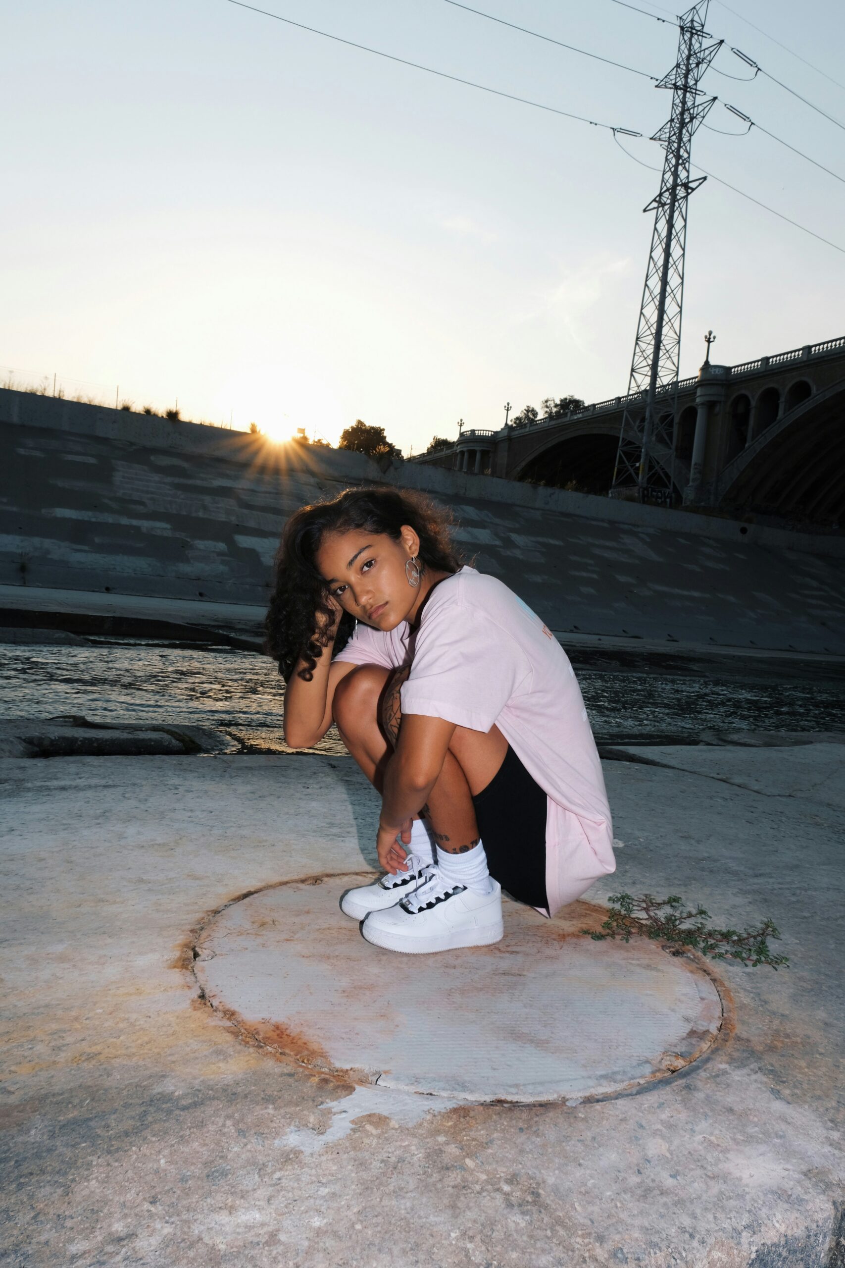 Emotion wheel showing different feelings and emotional states to help identify what you are actually feeling